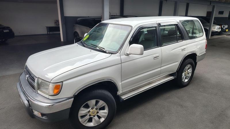 Toyota Hilux SW4 4x4 3.0 8V TB Diesel na cor Branco em Curitiba / PR - 55689