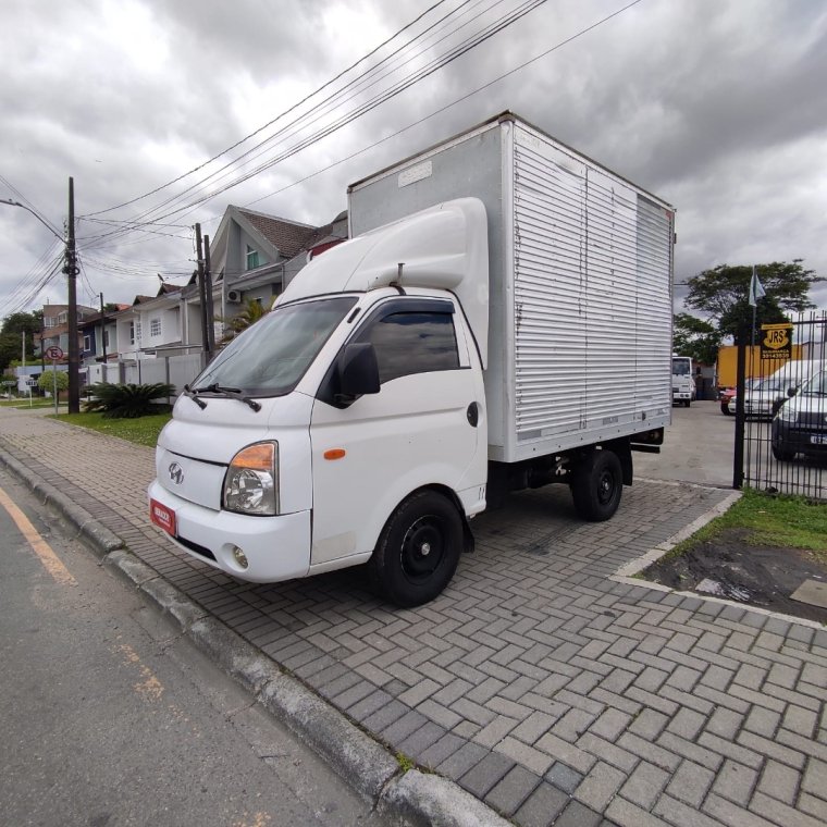 Hyundai HR 2.5 TCI Diesel (RS/RD) na cor Branco em Curitiba / PR - 55753