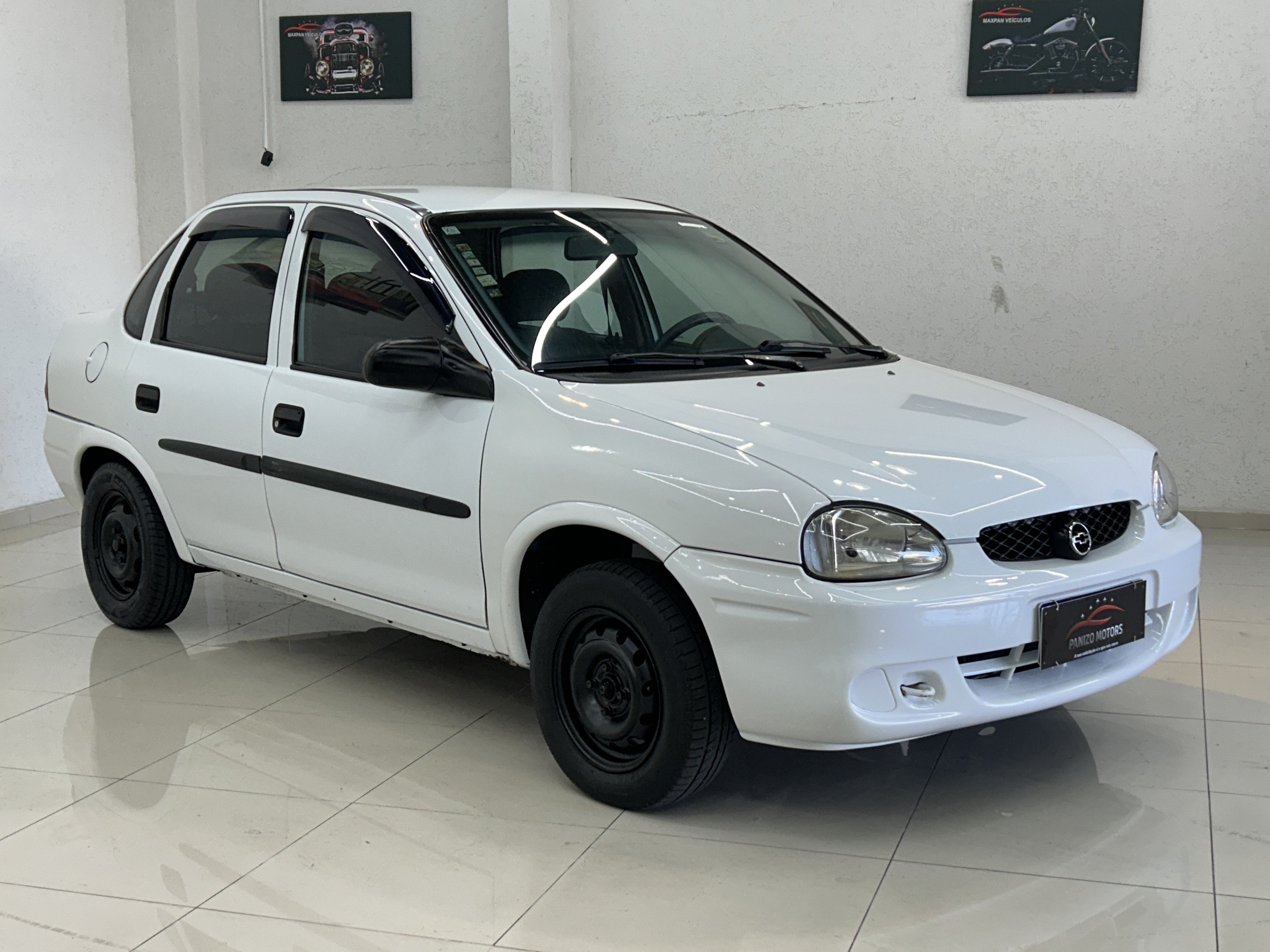 imagem de Sedan Super Milenium 1.0 MPFI 16V