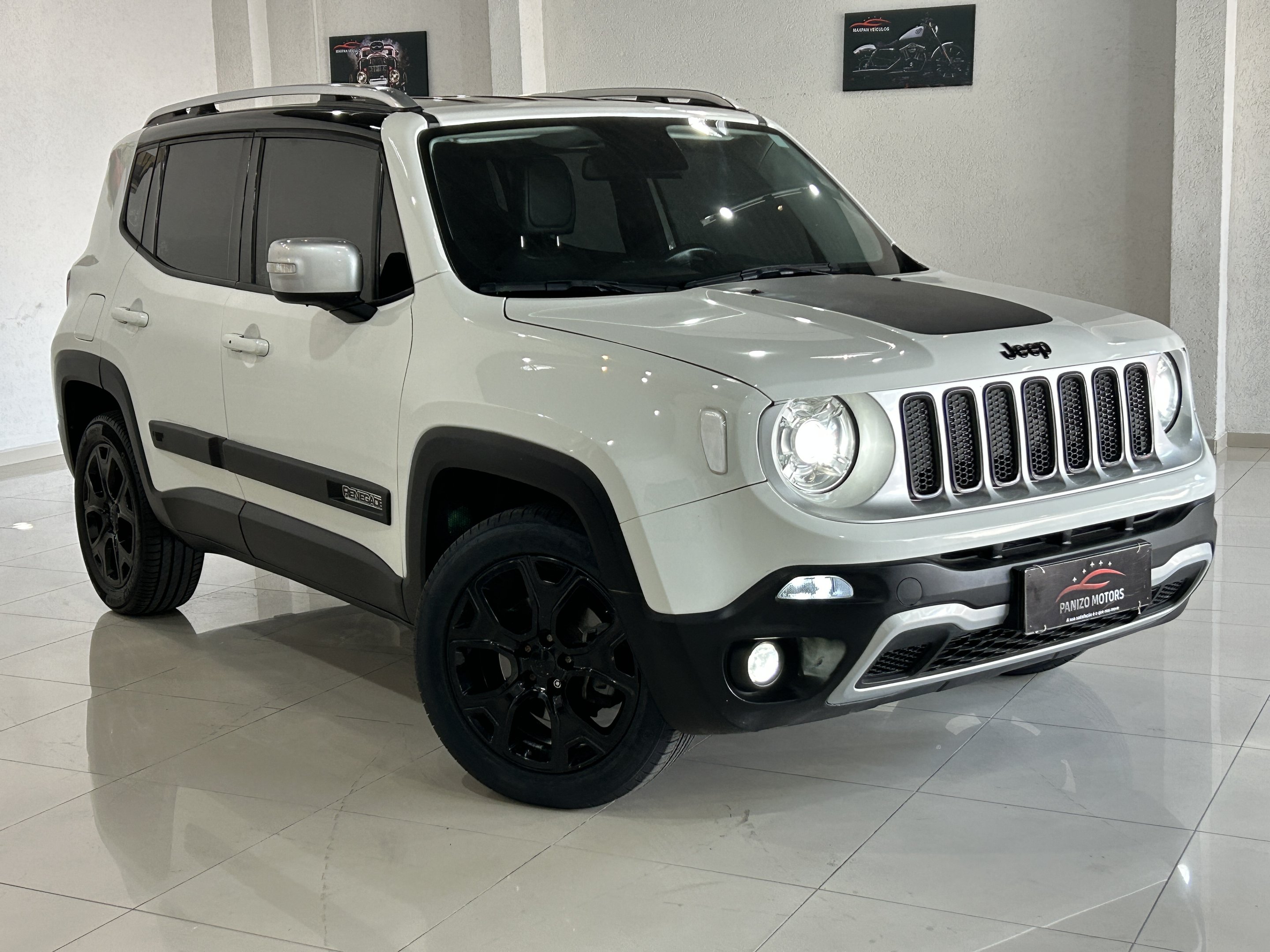 Jeep Renegade Limited 2.0 4x4 TB Diesel Aut. na cor Branco em Curitiba / PR - 55784