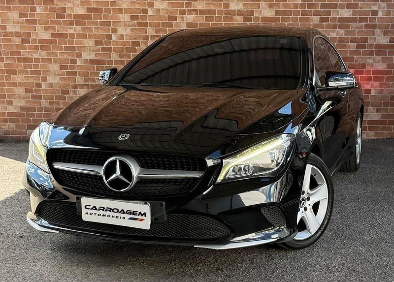 Mercedes-Benz CLA-180 1.6 16V 122cv Aut. na cor Preto em Curitiba / PR - 55907