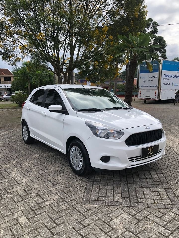 Ford Ka 1.5 SE/SE PLUS 16V Flex 5p na cor Branco em Agudos do Sul / PR - 56001