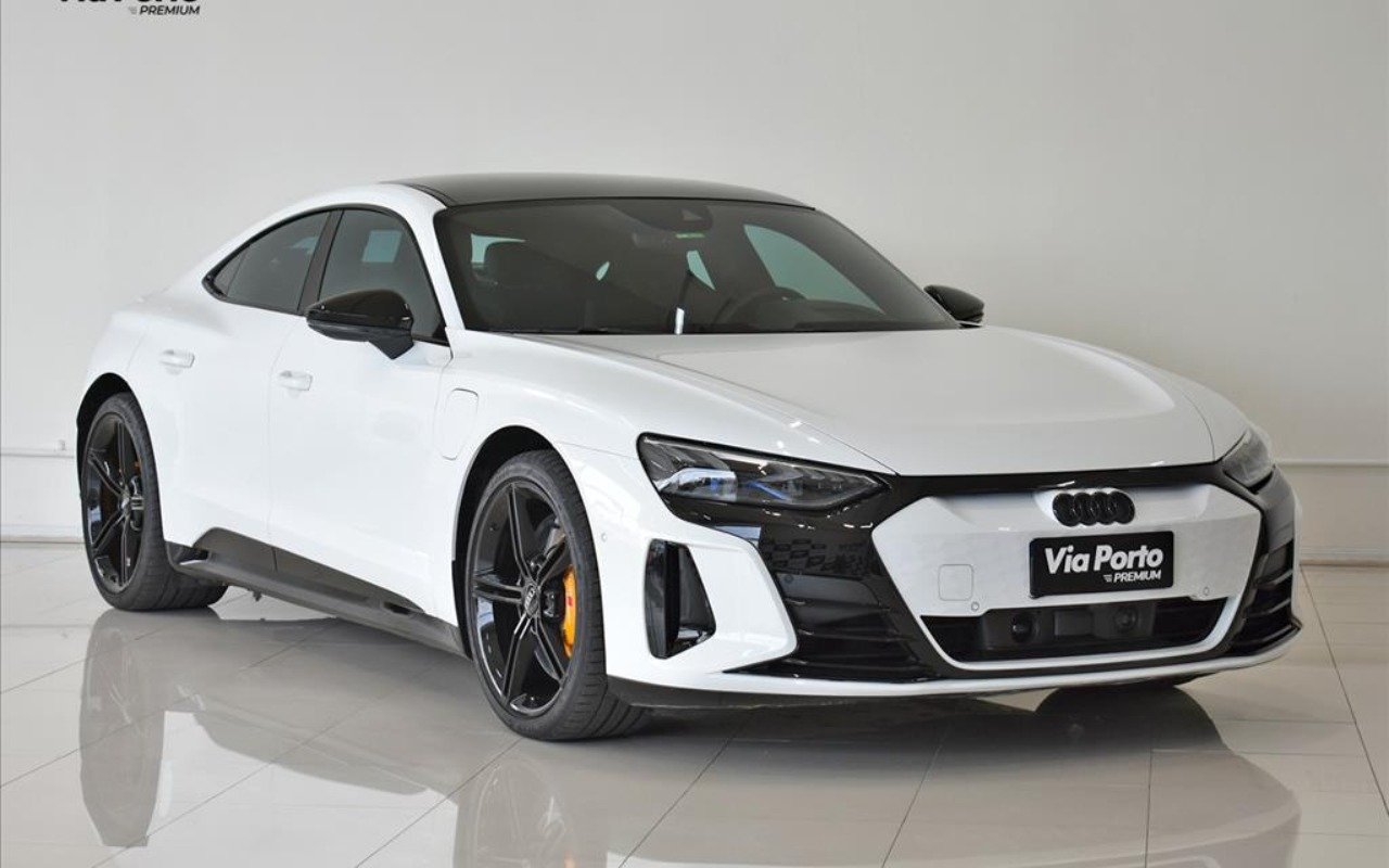 imagem de E-Tron GT Quattro Aut. (Elétrico)