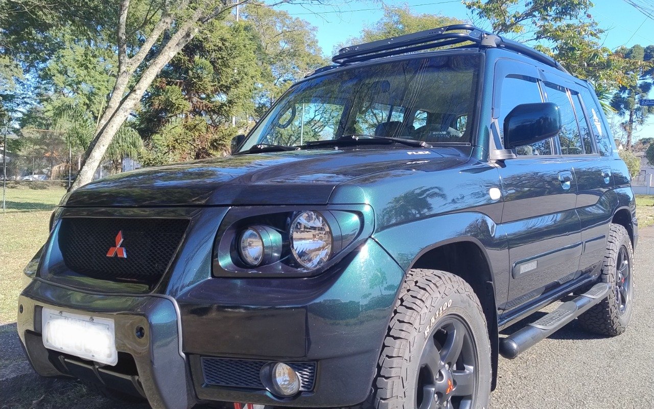 Mitsubishi Pajero TR4 2.0/ 2.0 Flex 16V 4x4 Aut. na cor Verde em Curitiba / PR - 56257