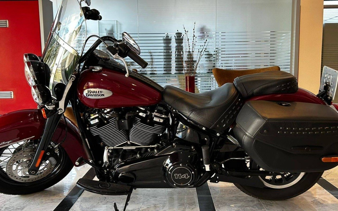 HARLEY-DAVIDSON HERITAGE CLASSIC FLHC/FLHCS  na cor Vermelho em Curitiba / PR - 56269