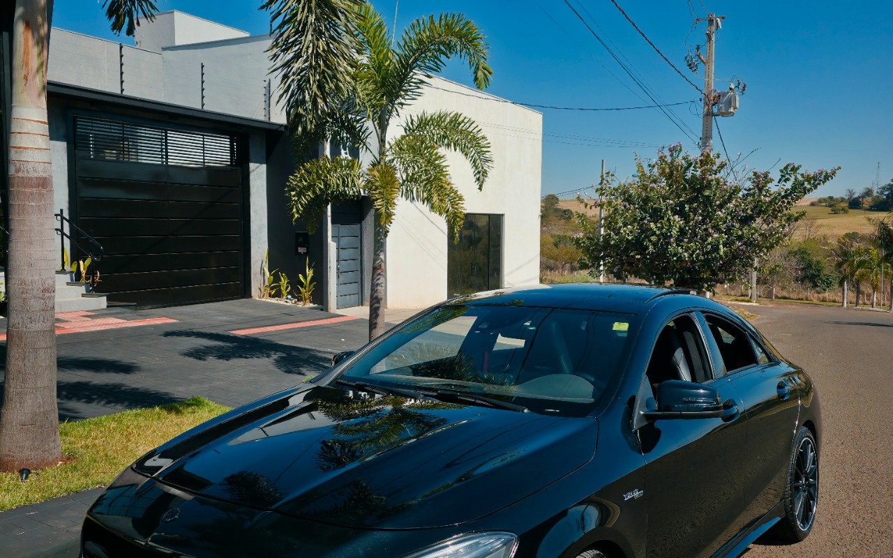 Mercedes-Benz CLA-45 AMG 4MATIC CGI 2.0 TB Aut. na cor Preto em Curitiba / PR - 56389