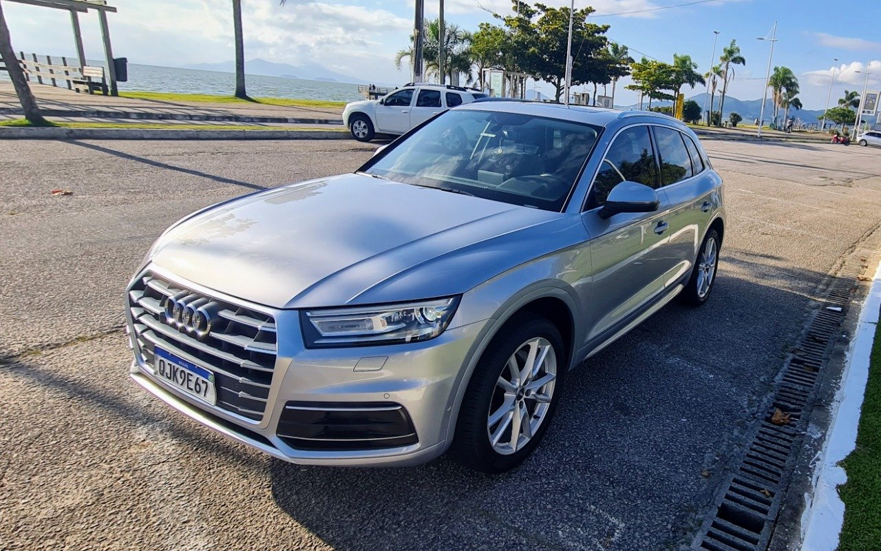 imagem de Ambition 2.0 TFSI Quattro S tronic