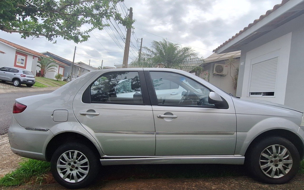 Fiat Siena EL 1.0 mpi Fire Flex 8V 4p na cor Cinza no Alvorada / RS - 56427