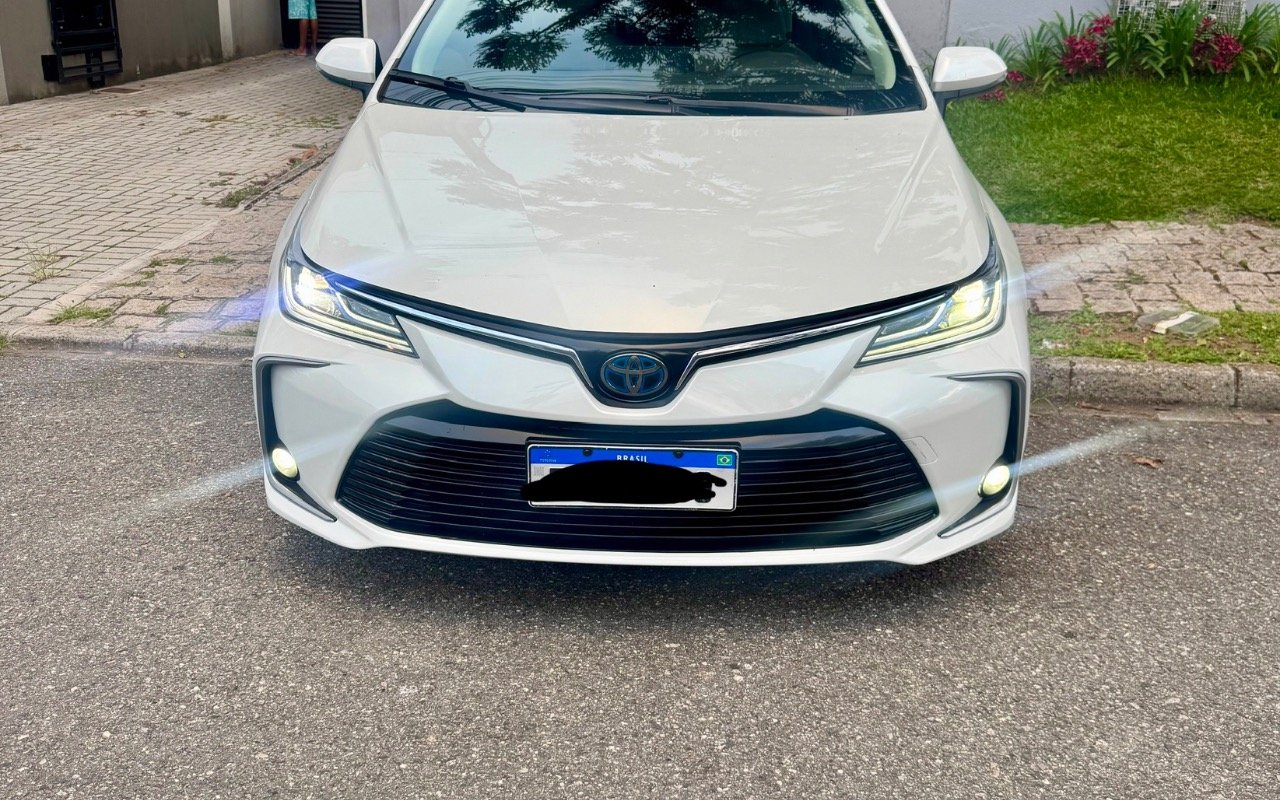 imagem de Altis Prem. 1.8 Aut. (Híbrido)