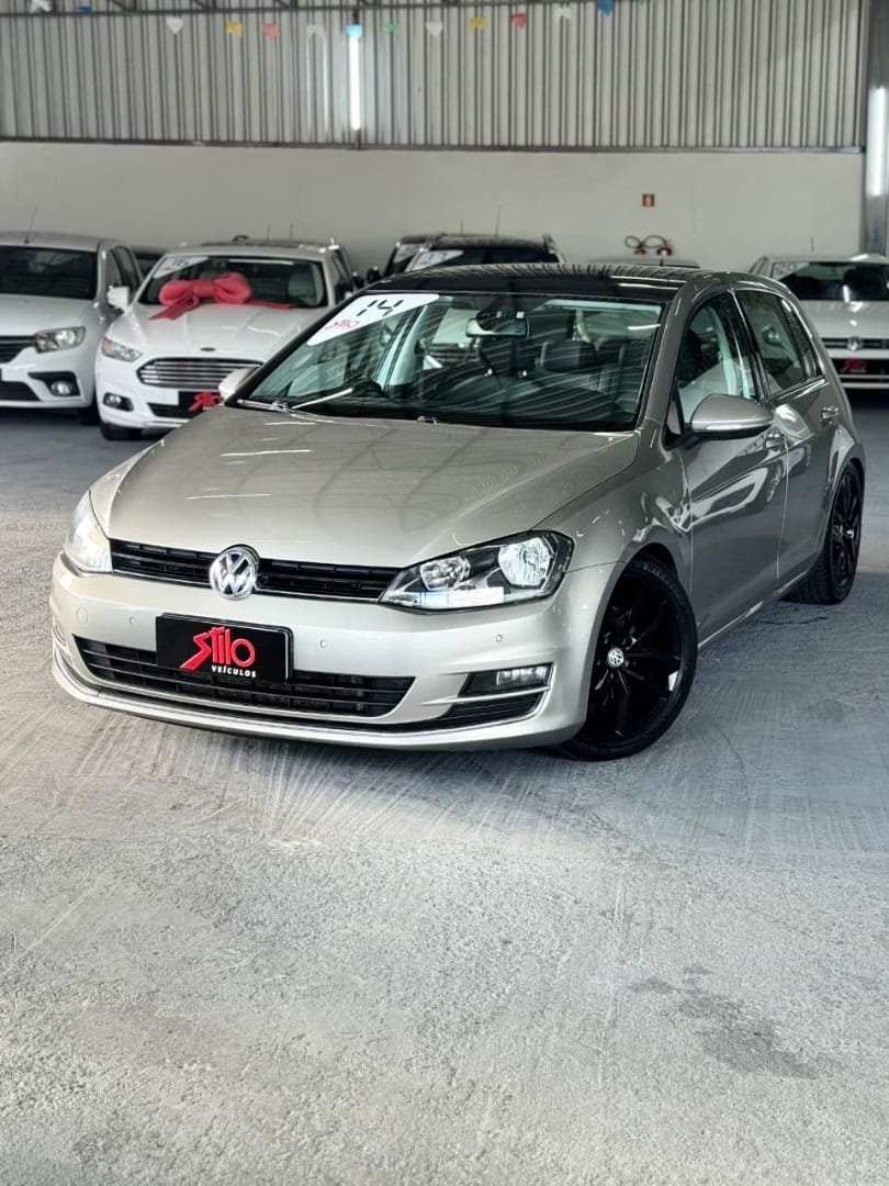 Volkswagen Golf Highline 1.4 TSI Total Flex Aut. na cor Cinza no Viamão / RS - 582