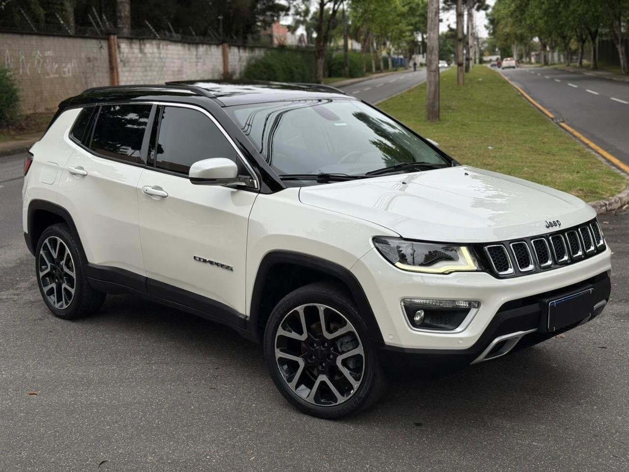 Jeep COMPASS LIMITED 2.0 4x4 Diesel 16V Aut. na cor Branco em Pinhais / PR - 5868
