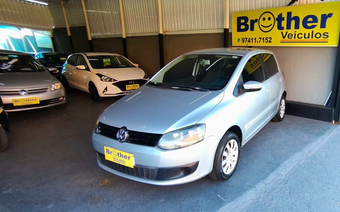 Volkswagen Fox 1.0 Mi Total Flex 8V 5p na cor Cinza em Campinas / SP - 5901