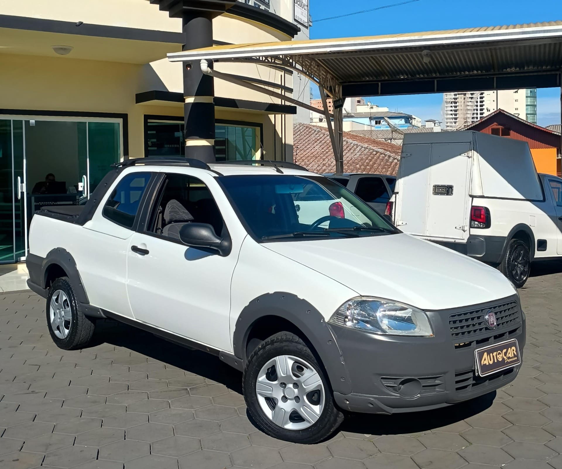 Fiat Strada Working 1.4 mpi Fire Flex 8V CD na cor Branco em Jaraguá do Sul / SC - 6220