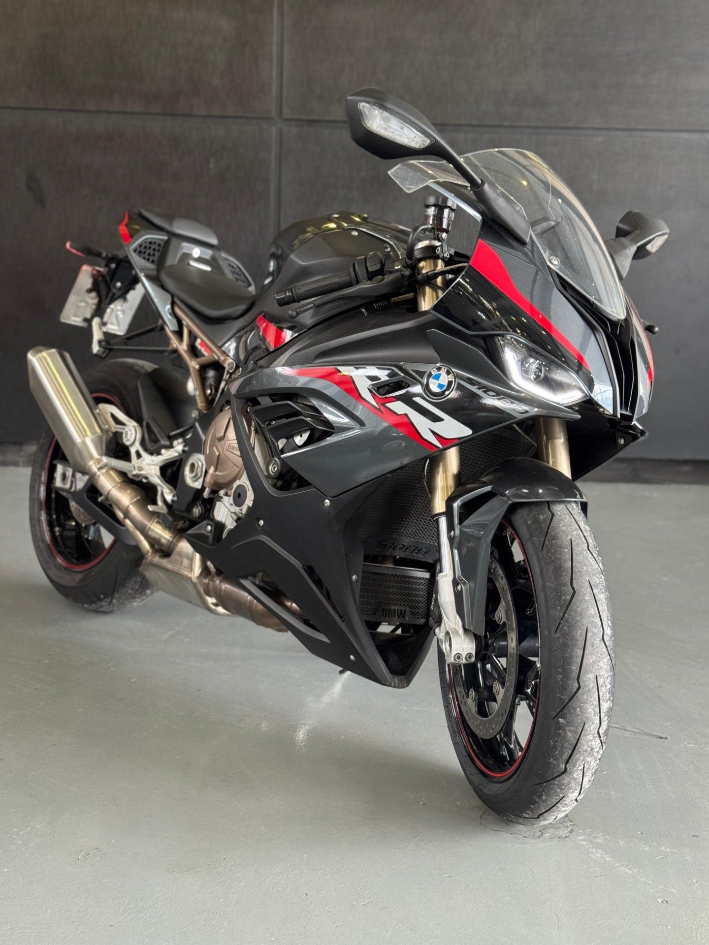 BMW S1000 RR HP4 Street  na cor Preto em Jaraguá do Sul / SC - 6231