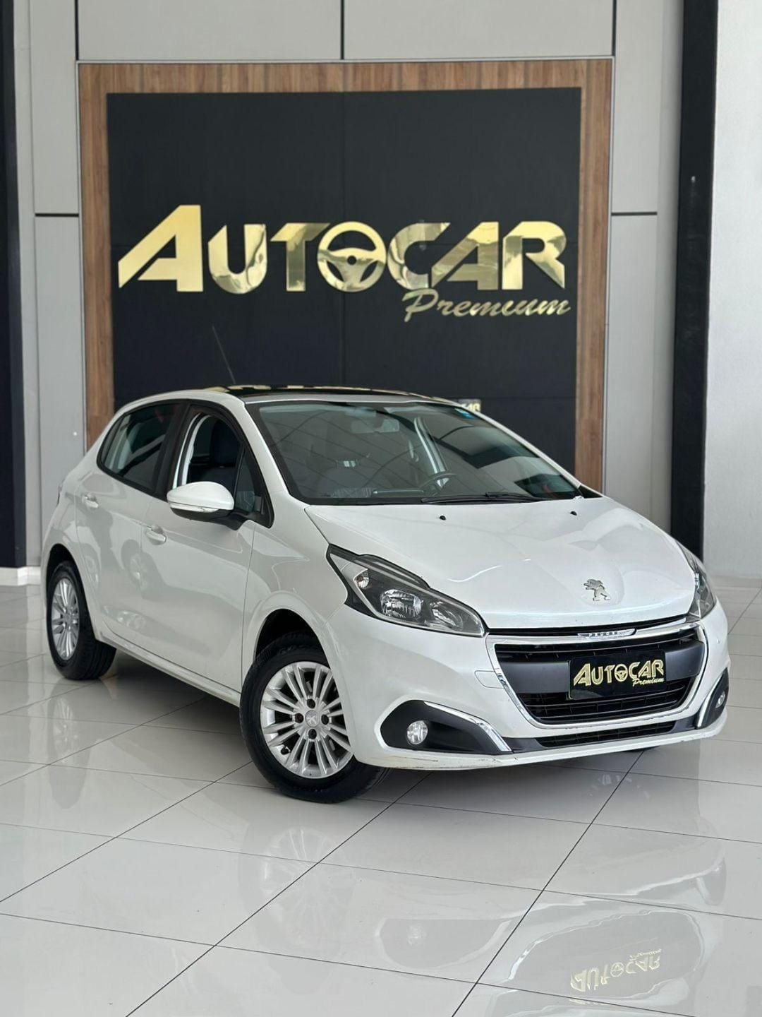 Peugeot 208 Allure 1.5 Flex 8V 5p na cor Branco em Jaraguá do Sul / SC - 6353
