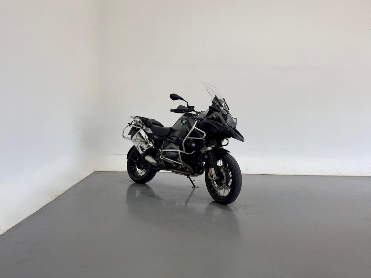 BMW R 1200 GS Adventure  na cor Preto em Jaraguá do Sul / SC - 6398