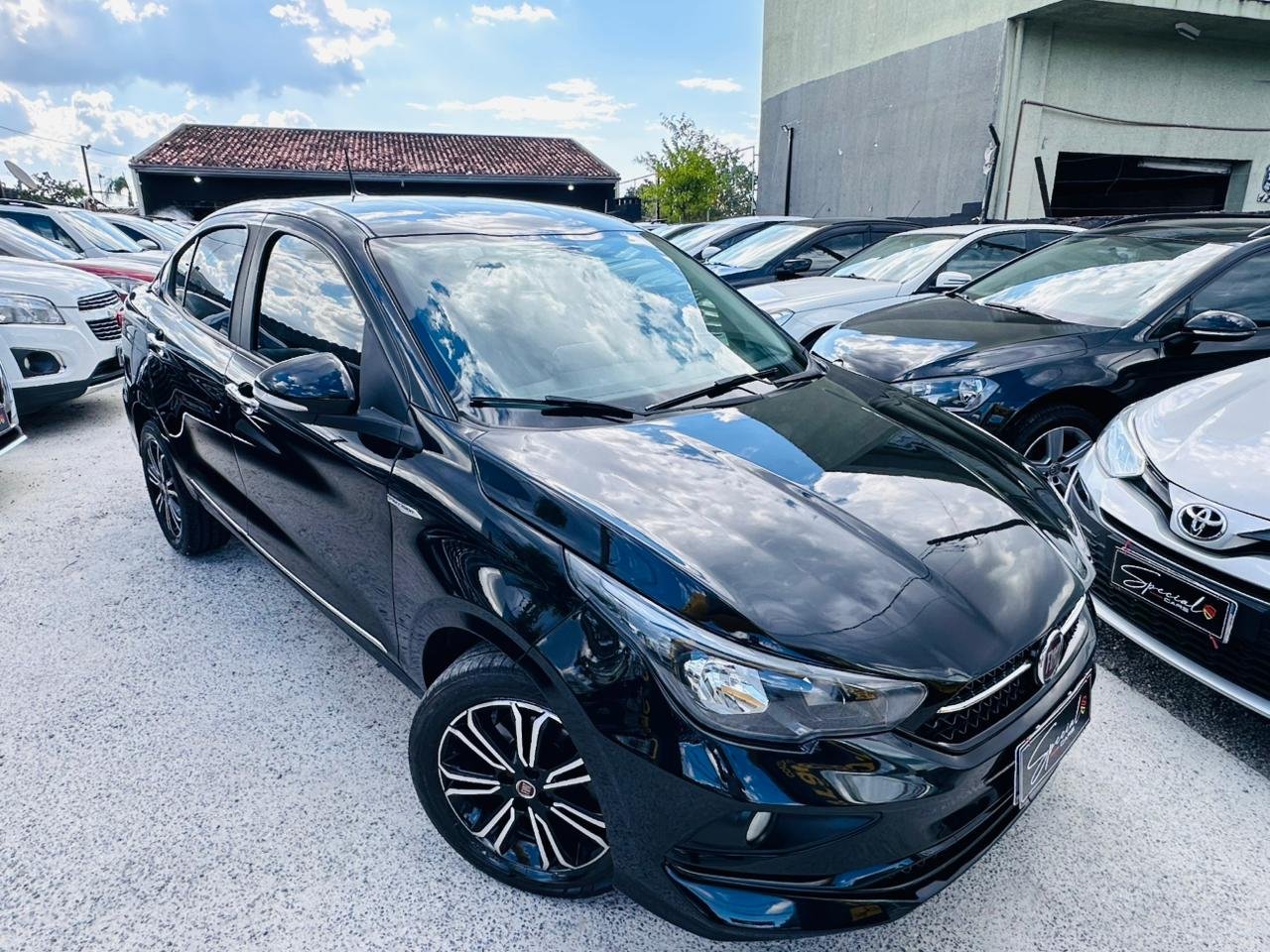 Fiat CRONOS PRECISION 1.8 16V Flex Aut. na cor Preto em Pinhais / PR - 6530