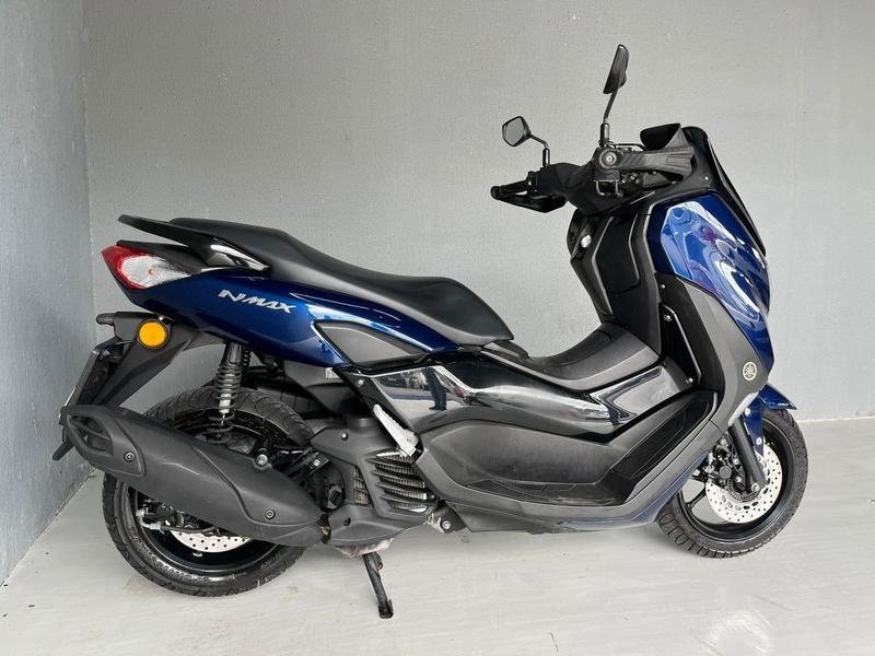 YAMAHA NMAX 160  na cor Azul em Colombo / PR - 658
