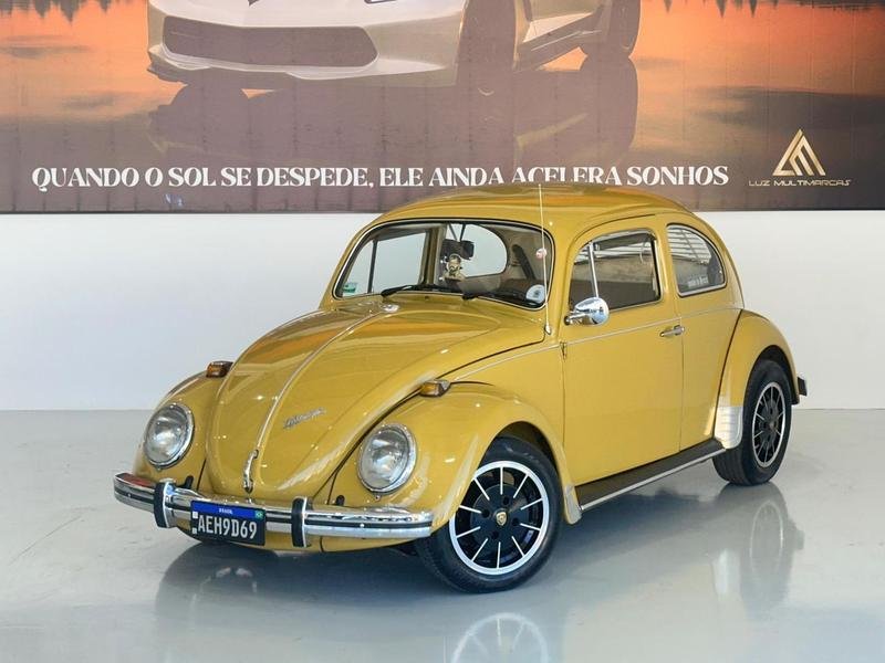 Volkswagen Fusca 1300/1300L na cor Amarelo em Campo Largo / PR - 6597