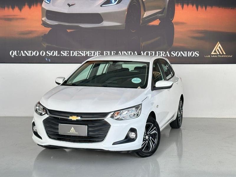 Chevrolet Onix HATCH LT 1.0 12V TB Flex 5p Mec. na cor Branco em Campo Largo / PR - 6612