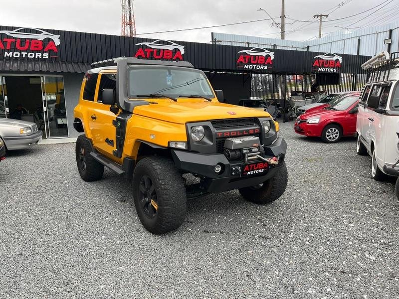 Troller T-4 BOLD 4x4 3.2 Tdi Cap. Rígida Diesel na cor Amarelo em Colombo / PR - 663