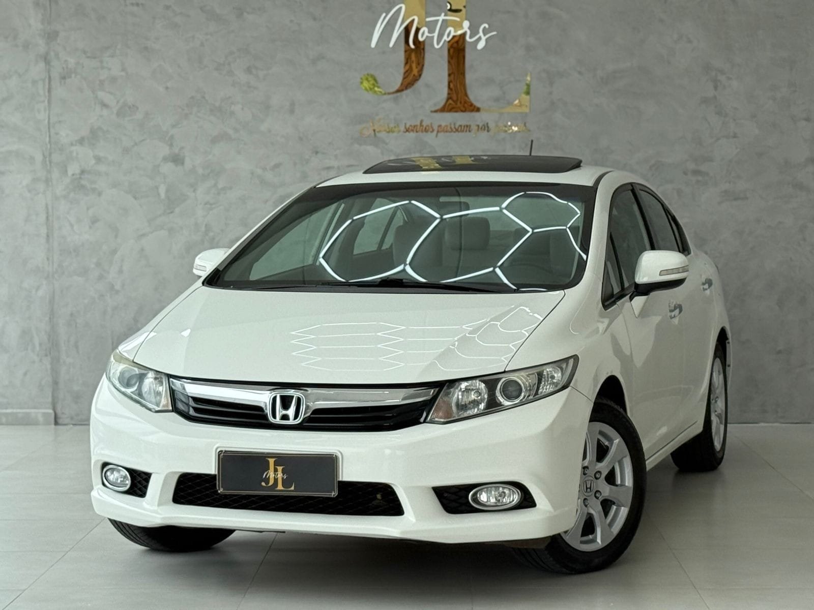 imagem de Sedan EXS 1.8/1.8 Flex 16V Aut. 4p