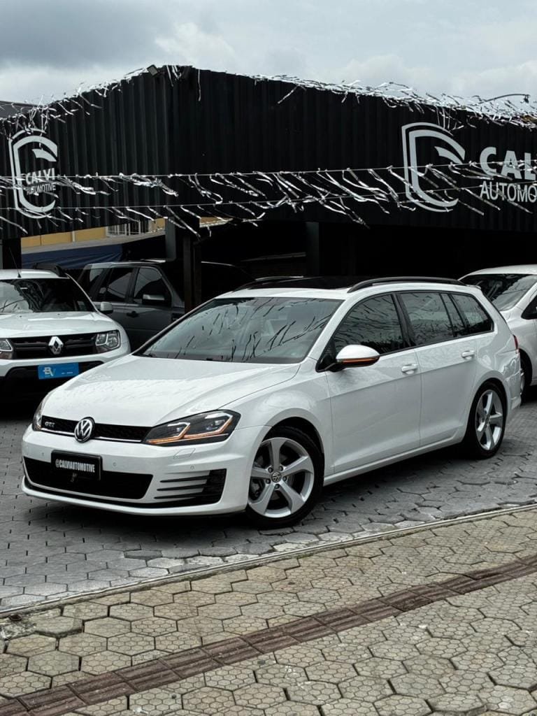 Volkswagen Golf Variant Comfortline 1.4 TSI Mec. na cor Branco em Joinville / SC - 6904