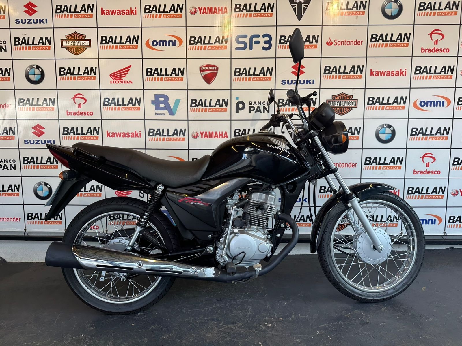 Honda CG 125 FAN / FAN KS / 125 i FAN  na cor Preto em Londrina / PR - 6955