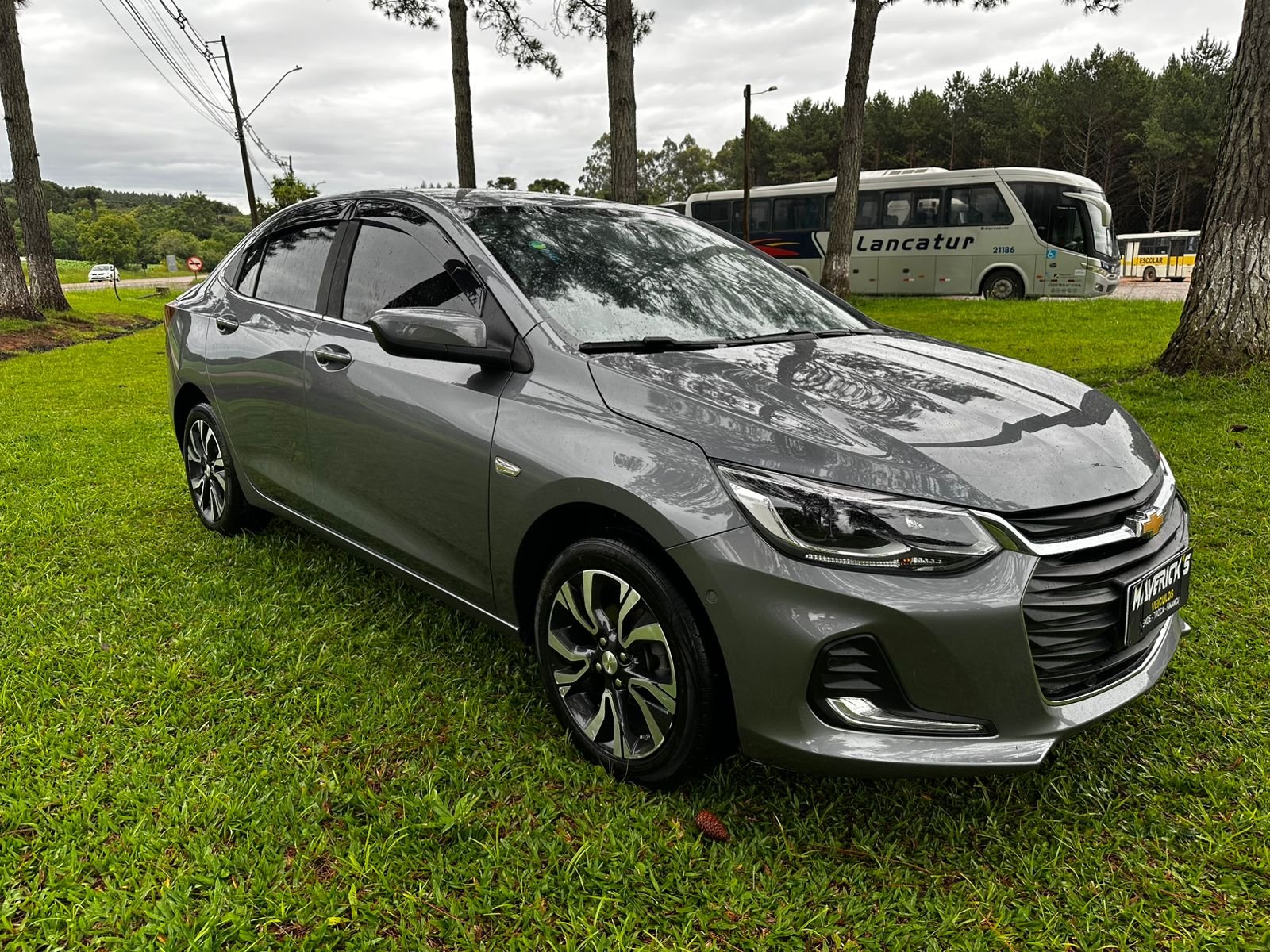 Chevrolet ONIX HATCH 1.0 12V TB Flex 5p Aut. na cor Cinza em Agudos do Sul / PR - 7095