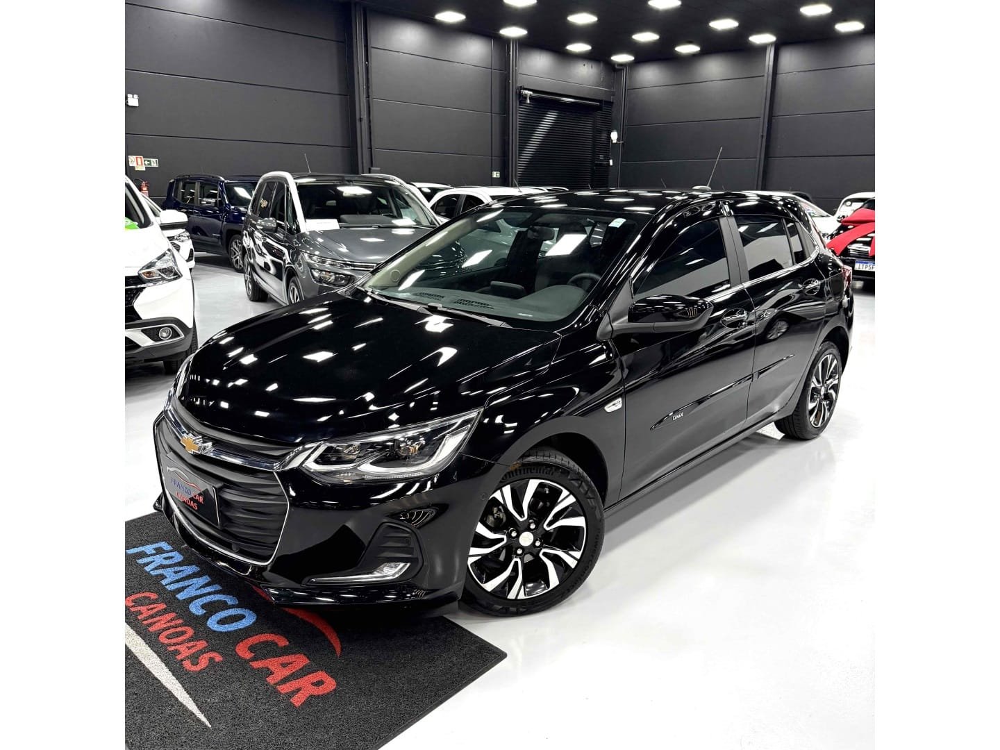 Chevrolet ONIX HATCH PREM. 1.0 12V TB Flex 5p Aut. na cor Preto no Canoas / RS - 7251