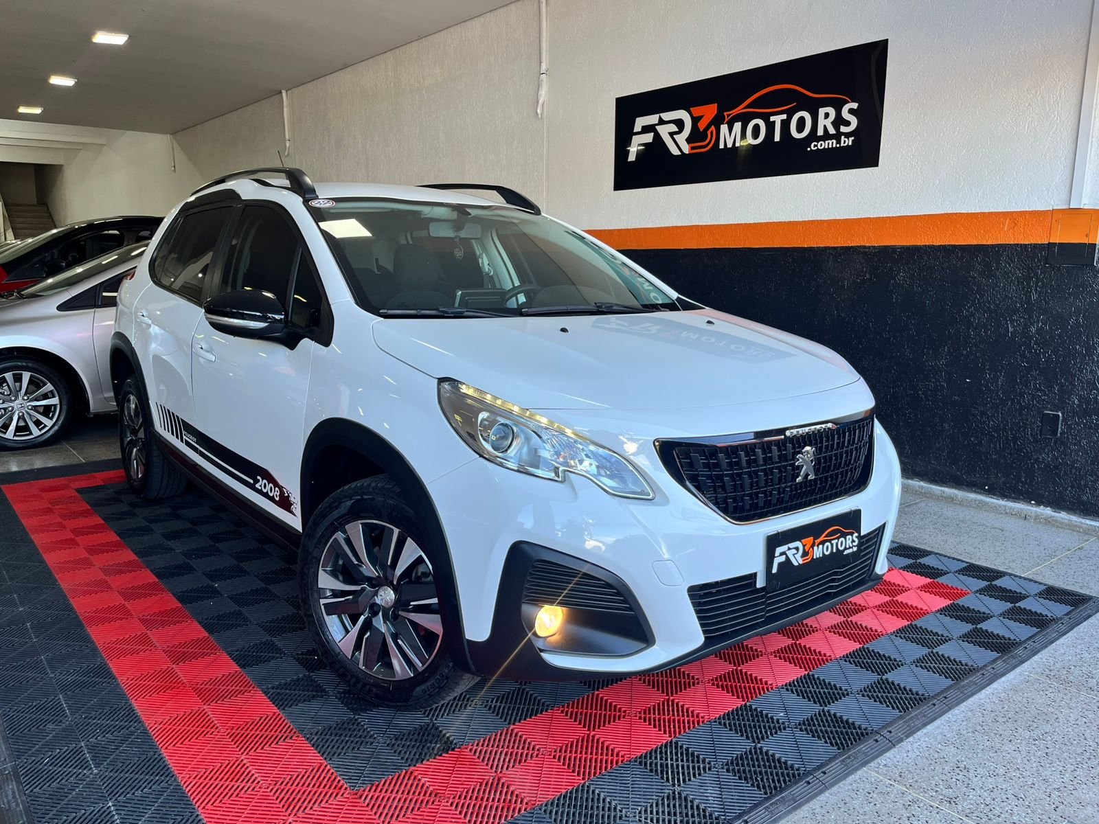 Peugeot 2008 Allure Pack 1.6 Flex 16V Aut. na cor Branco no Gravataí / RS - 7286