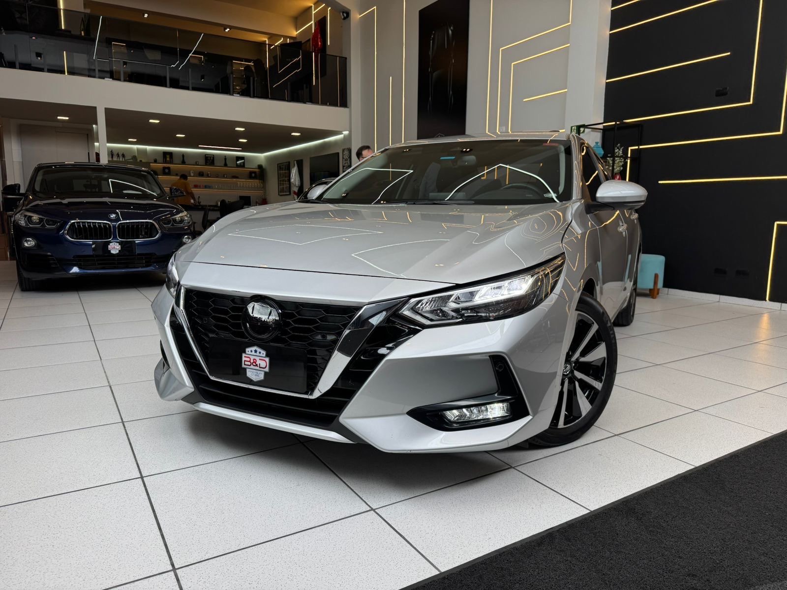 Nissan Sentra Exclusive 2.0 16V Aut. na cor Cinza em Curitiba / PR - 7319