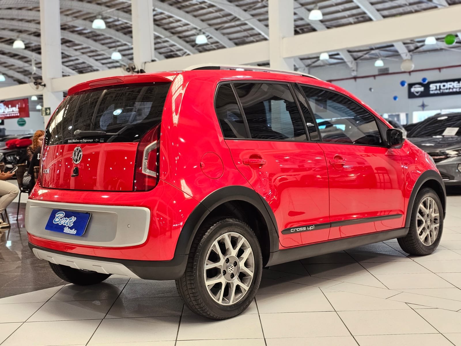 imagem de cross 1.0 T. Flex 12V 5p