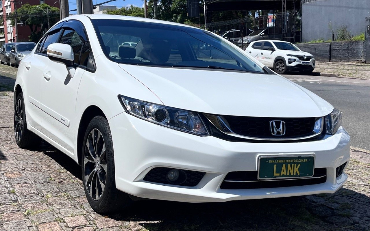 Honda Civic Sedan LXR 2.0 Flexone 16V Aut. 4p na cor Branco em Curitiba / PR - 764797