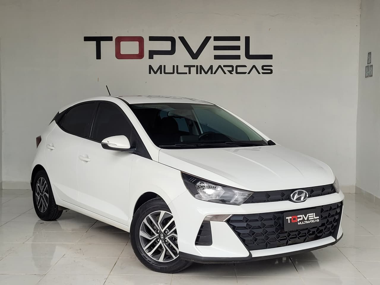 Hyundai HB20 Limited 1.0 Flex 12V Mec. na cor Branco em São José / SC - 764975