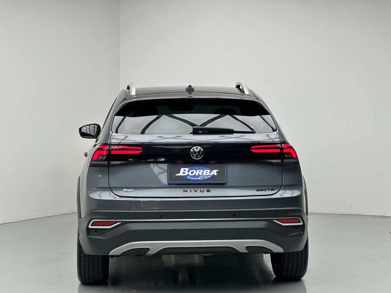 Volkswagen Nivus Highline 1.0 200 TSI Flex Aut. na cor Cinza em Rio do Sul / SC - 771642