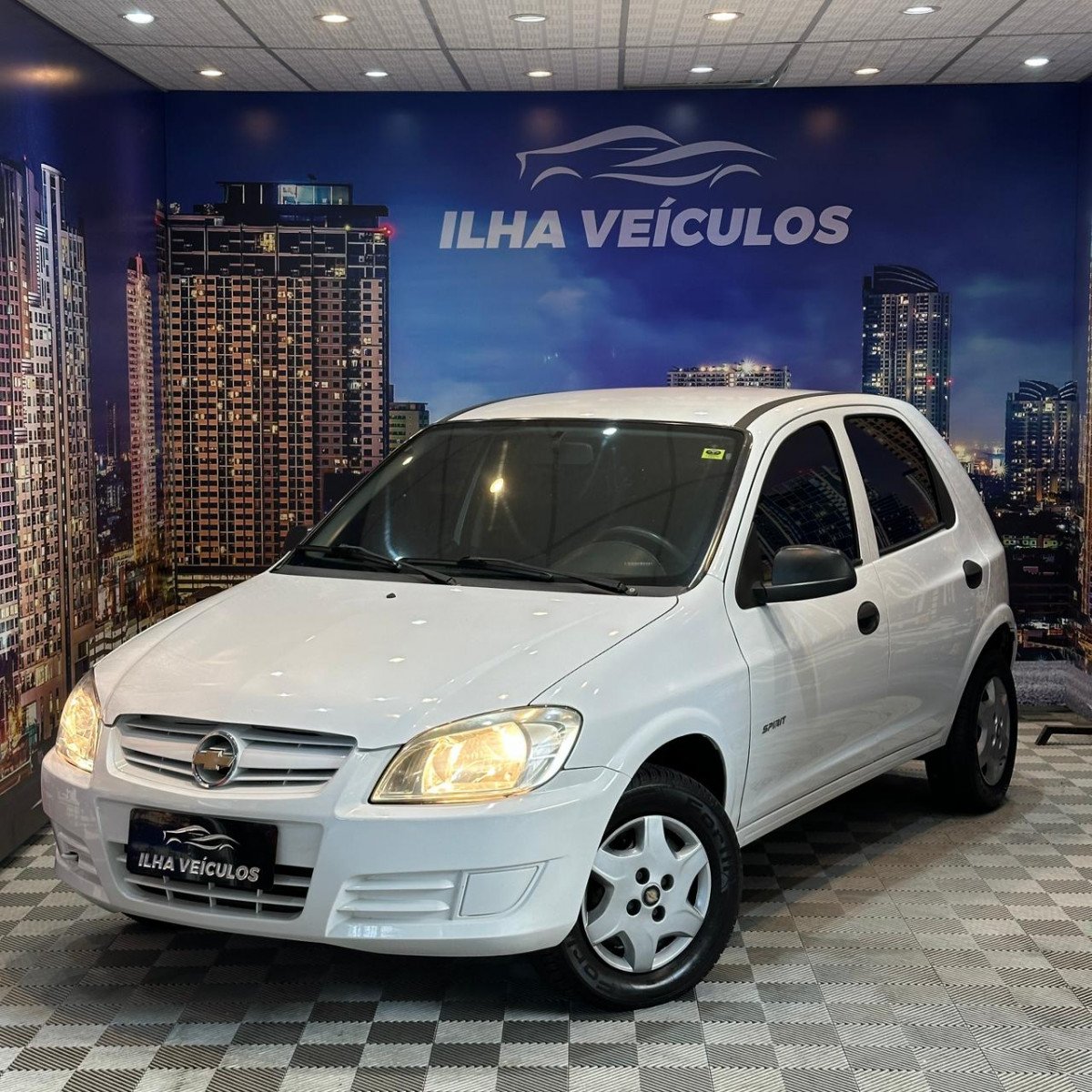 Chevrolet Celta Spirit 1.0 MPFI VHC 8V 3p na cor Branco no Canoas / RS - 772261