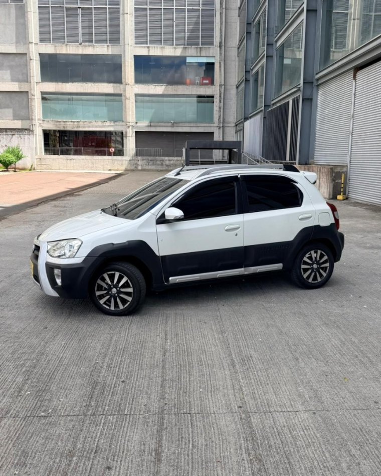 imagem de CROSS 1.5 Flex 16V 5p Aut.