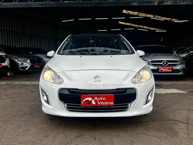 Peugeot 308 Active 1.6 Flex 16V 5p mec. na cor Branco no Porto Alegre / RS - 774287