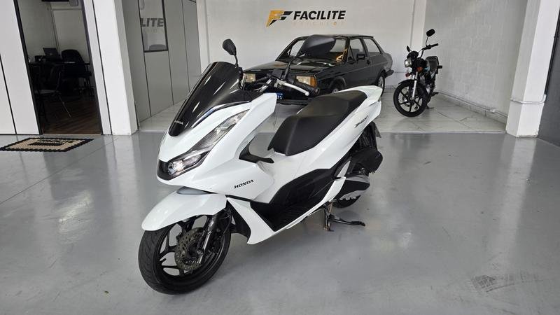 Honda PCX 160 DLX  na cor Branco em Curitiba / PR - 774364