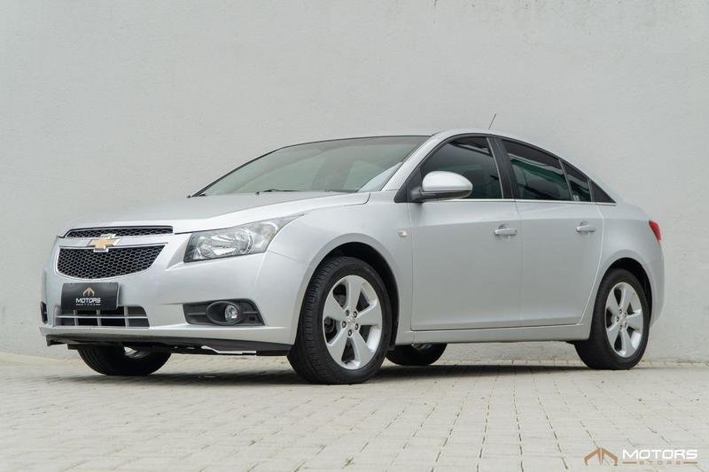 Chevrolet Cruze LT 1.8 16V FlexPower 4p Mec. na cor Prata em Curitiba / PR - 774379
