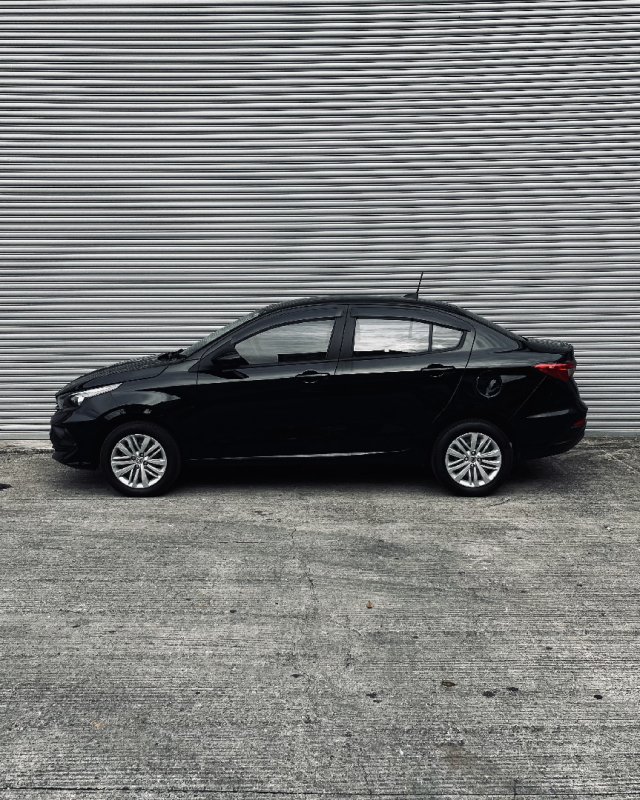 Fiat Cronos DRIVE 1.3 8V Flex na cor Preto em Curitiba / PR - 775898