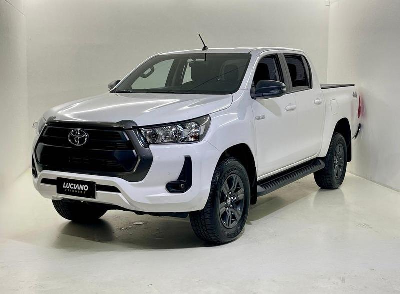 Toyota Hilux CD SR 4x4 2.8 TDI Diesel Aut. na cor Branco em Ponta Grossa / PR - 777855
