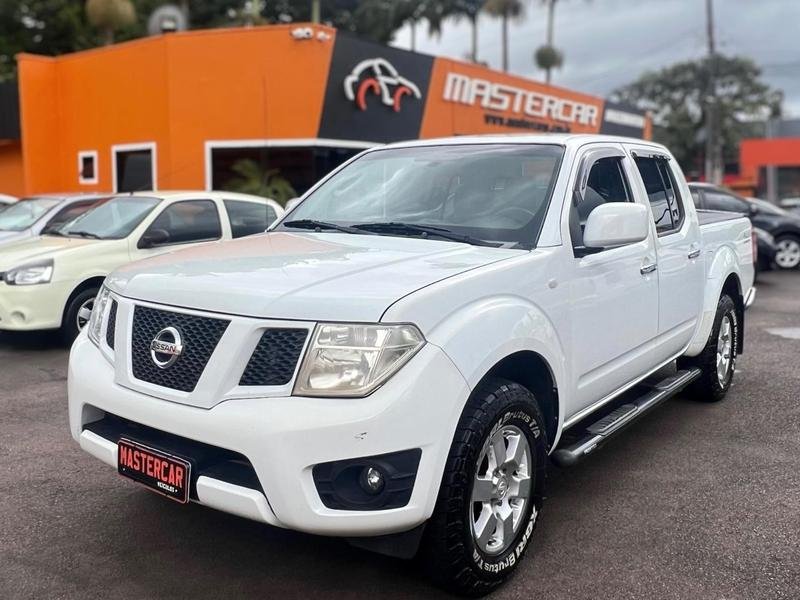 Nissan Frontier ATTAC.CD 4x4 2.3 Bi-TB Die. Aut na cor Branco em São José dos Pinhais / PR - 777955