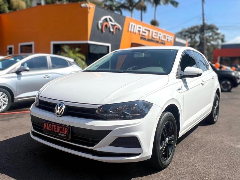 Volkswagen Polo 1.0 Flex 12V 5p na cor Branco em São José dos Pinhais / PR - 777965