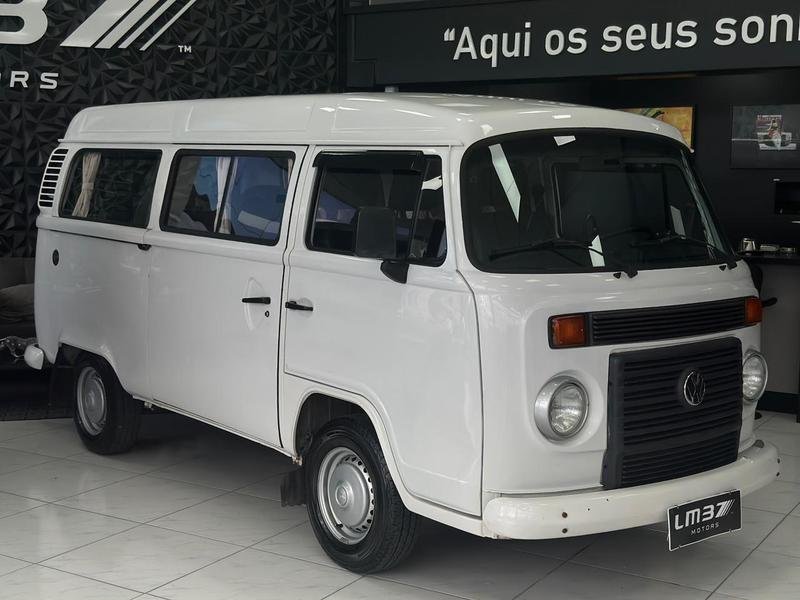 Volkswagen Kombi Furgão 1.4 Mi Total Flex 8V na cor Branco em São José / SC - 778446