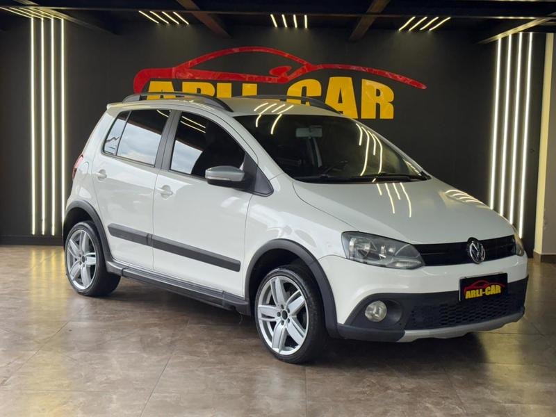 Volkswagen Crossfox I MOTION 1.6 T. Flex 16V 5p na cor Branco em Curitiba / PR - 778680