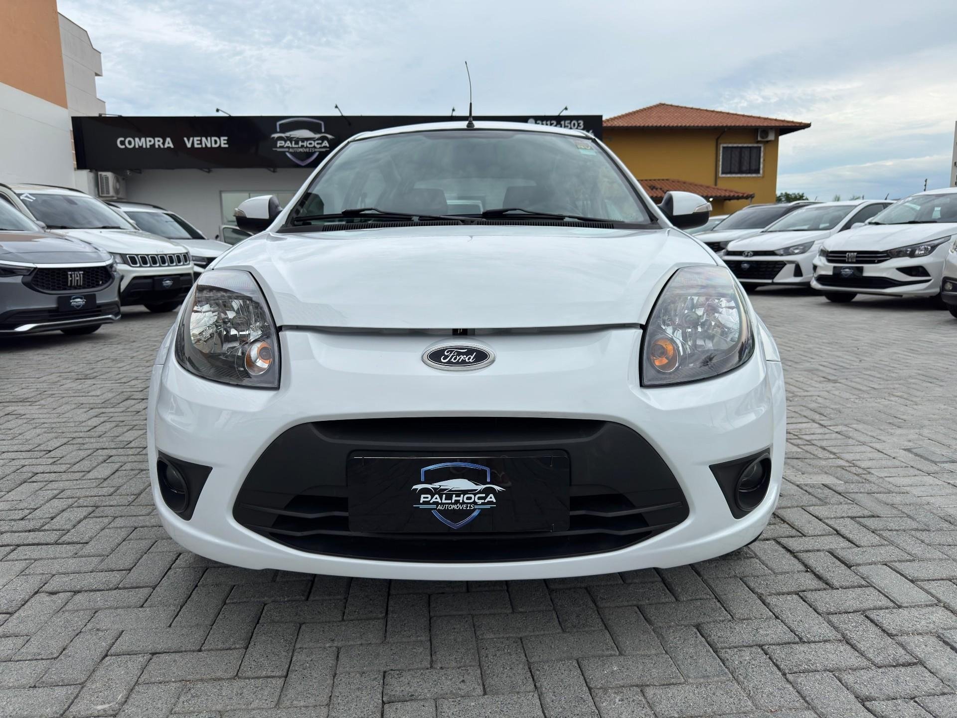 Ford Ka 1.0 8V/1.0 8V ST Flex 3p na cor Branco em Palhoça / SC - 778827