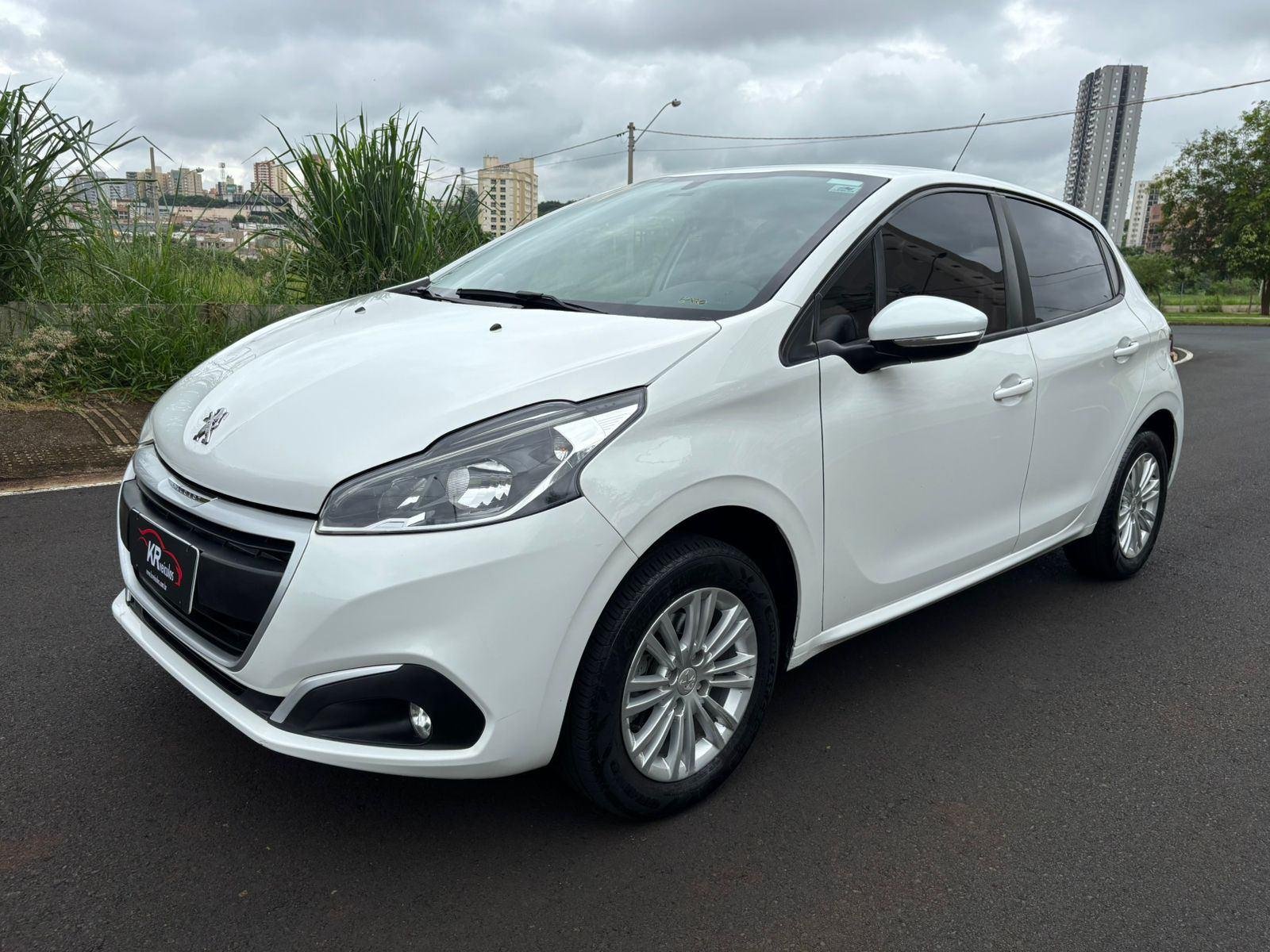 Peugeot 208 Active Pack 1.2 Flex 12V 5p Mec. na cor Branco em Ribeirão Preto / SP - 779905