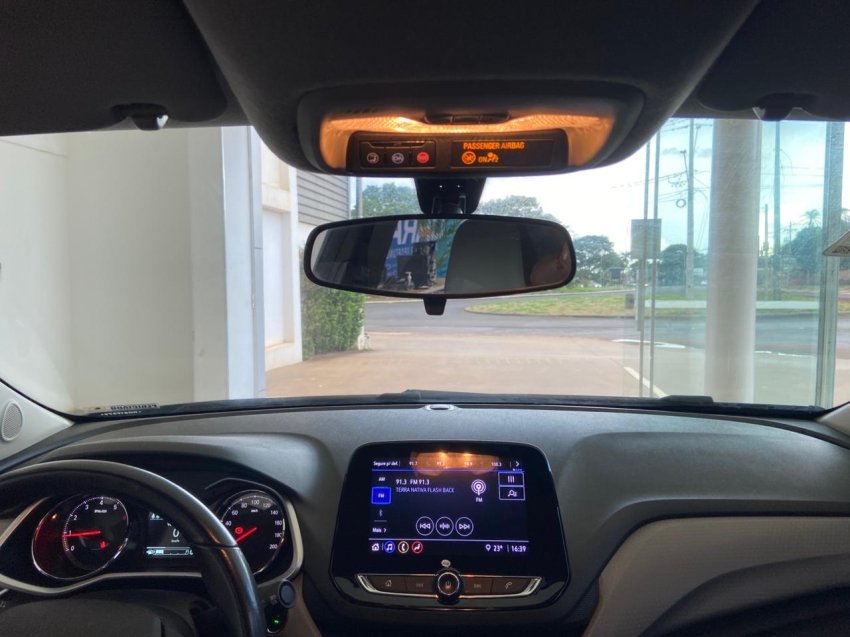 Chevrolet Onix HATCH PREM. 1.0 12V TB Flex 5p Aut. na cor Cinza em Apucarana / PR - 779957